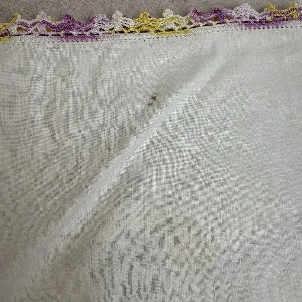 Vintage Lot of 2 Handpainted‎ Hand Stitched Embrodered Table Runners Scarf
